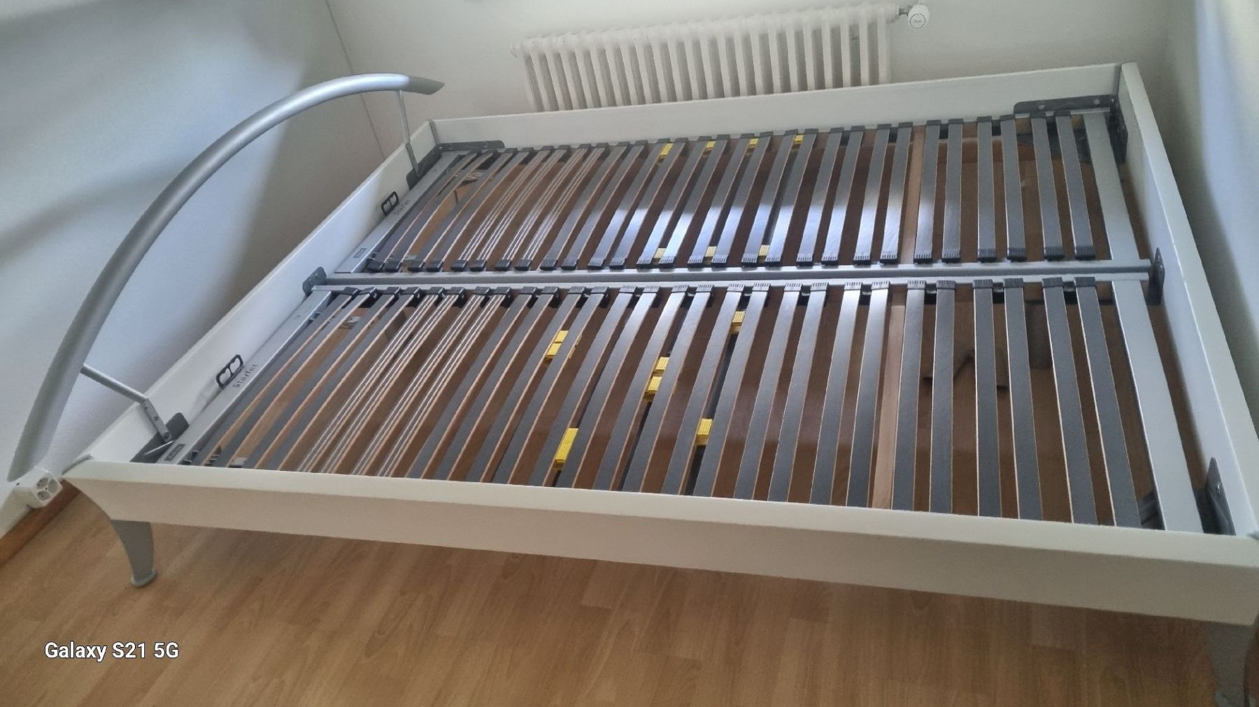 Letti: Bett mit Bettgestell – Nuovo (secondo la descrizione) da Wildegg venduto da pit_r66n