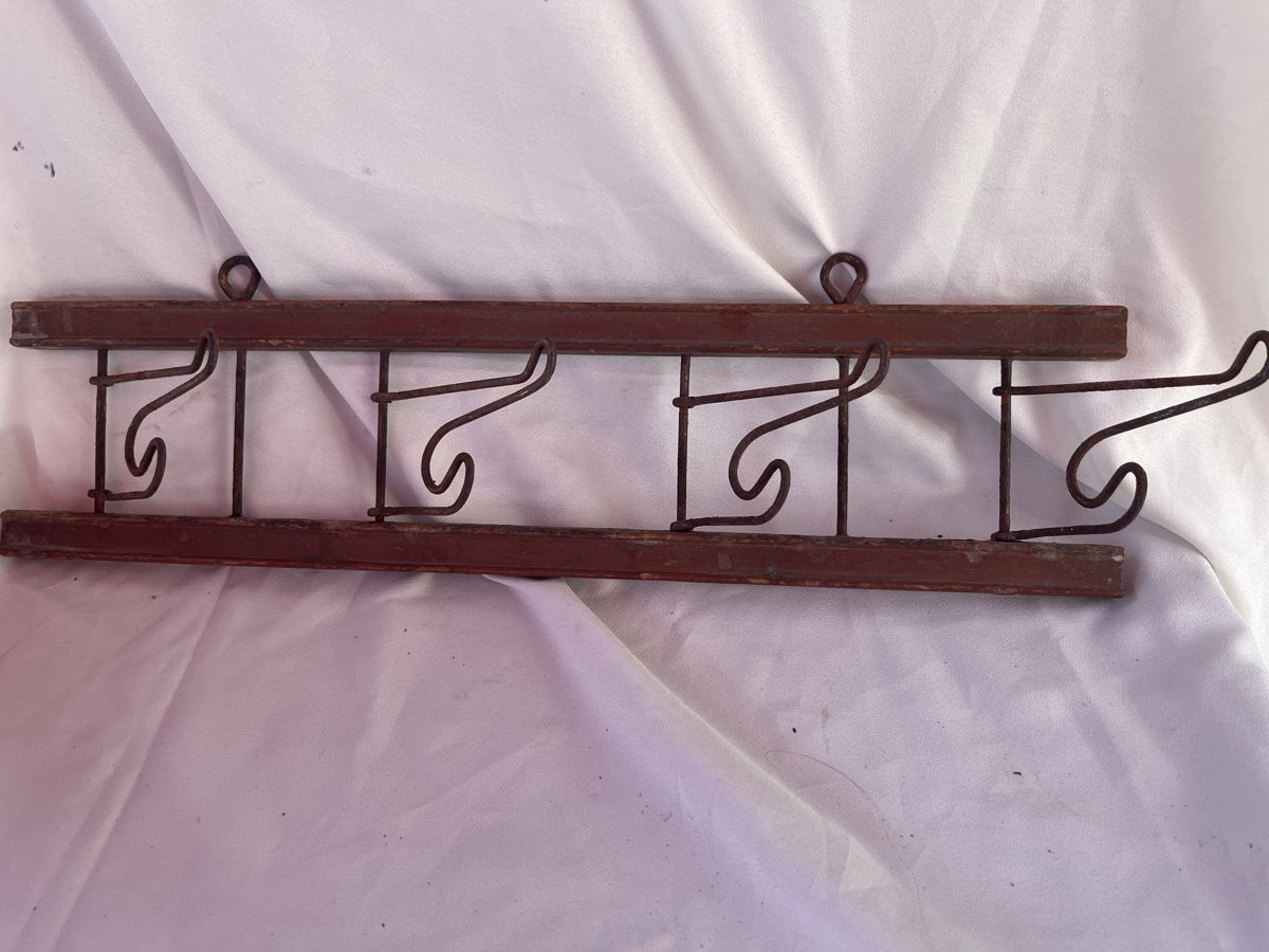Porte manteau: Antike Garderobe Wandgarderobe – D'occasion à Brienz BE par hey_z9vg