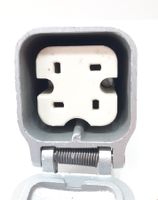 Stecker 15A/500V mit Abdeckung - Fiche 15A/500V à couvercle