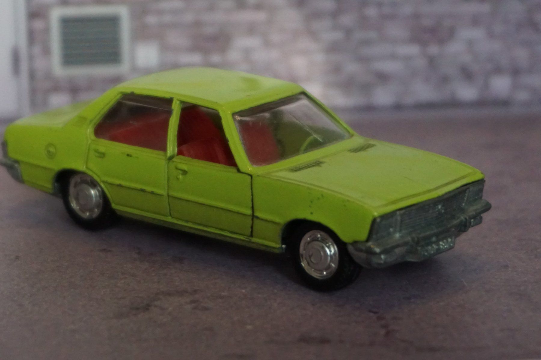 Schuco Modellini d'auto: Schuco Opel Rekord KULT COOL !!!!!!!!!!!!!!!!!!!! – Usato da Reiden venduto da Doppeldecker69