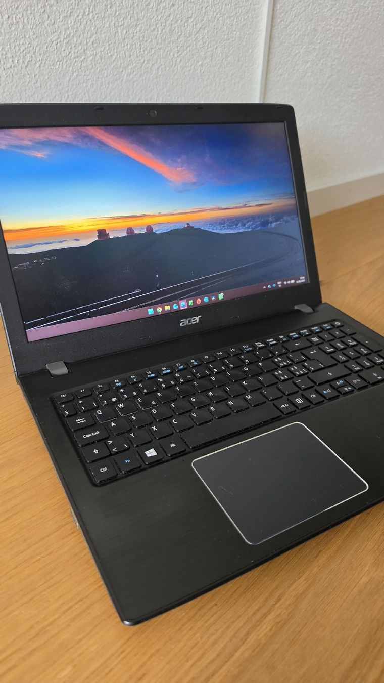 Acer Portables: Acer Aspire E5-576G – D'occasion à Hochdorf par fab00 1