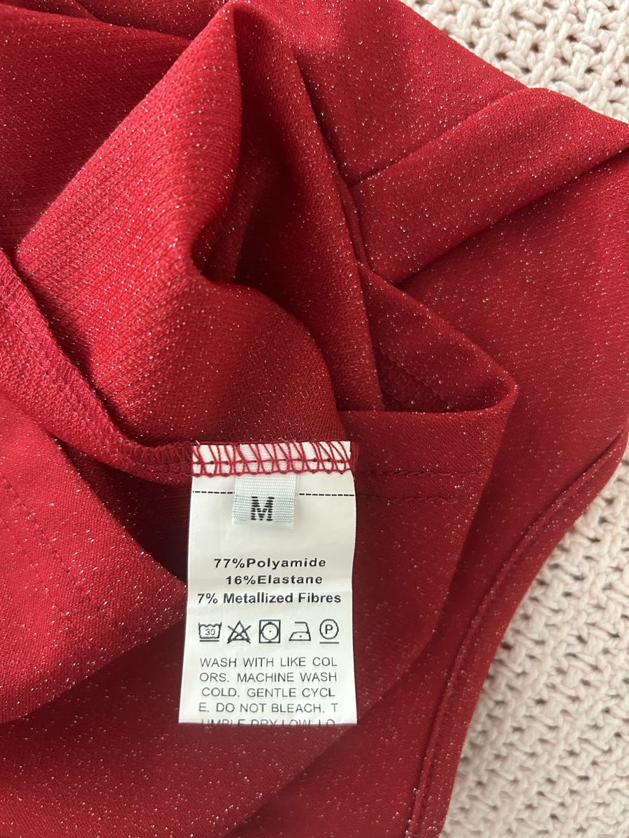 Shein Kleider: Rotes Kleid mit Raffung,  Grösse M – Gebraucht aus Zürich von LeaMilj 2