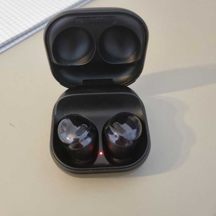 Samsung Kopfhörer: Samsung Kopfhörer Buds MODEL SM-R190EAR – Gebraucht aus Solothurn von ram_2fjh