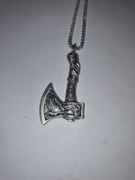 collier hache viking