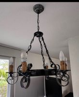 Rustikaler Kronleuchter im Vintage-Stil