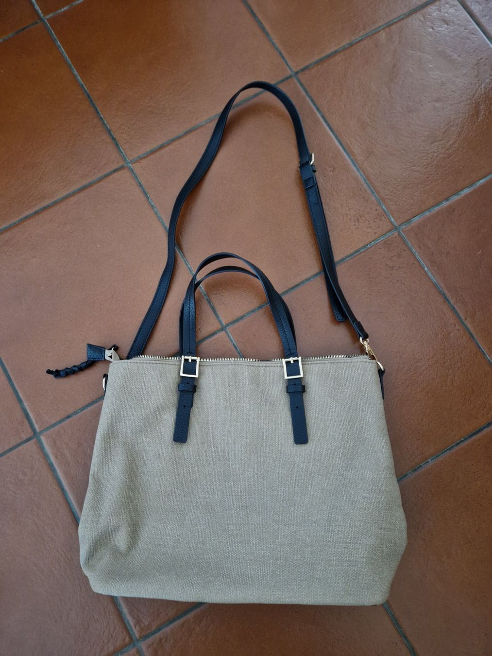 Rieker Borse da donna: Borsa donna – Nuovo (secondo la descrizione) da Agno venduto da siuxy