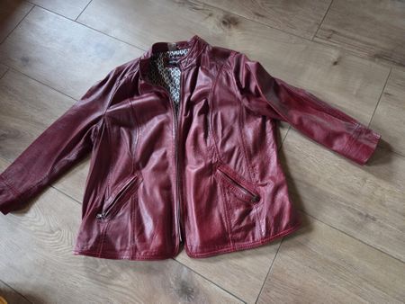 Damen Lederjacke, weinrot, Grösse 52, nie getragen