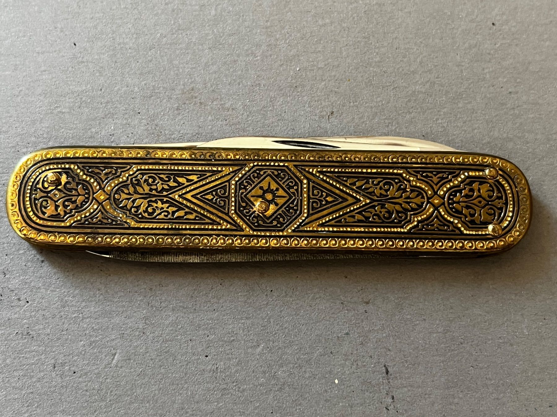 Solingen Taschenmesser: Vintage Sackmesser 81 mm - Messinggriffe - Manicureklinge – Gebraucht aus Zürich von FV.vintage 9