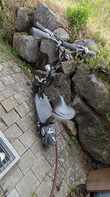 Scooters: E Scooter – Gebraucht aus Wattenwil von karinschaw 1