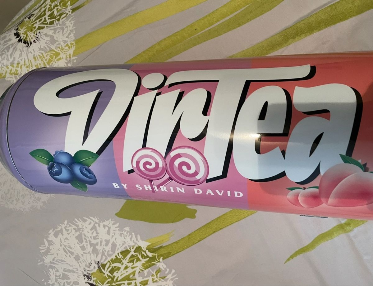 Tutte le decorazioni: Dirtea XXL Dose, Shirin David – Usato da Felben-Wellhausen venduto da silvaje