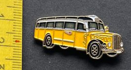 Postauto SAURER / Pin