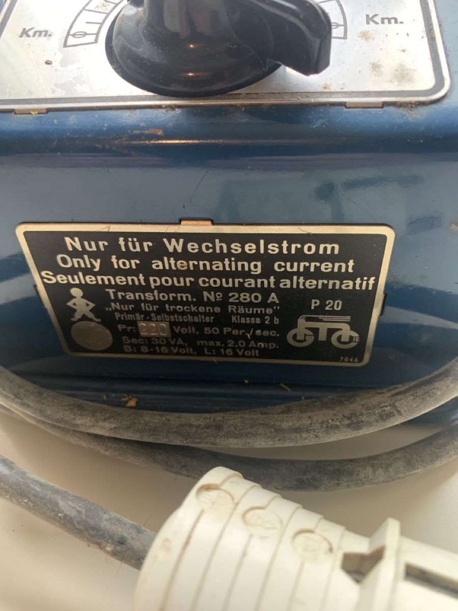 Märklin Modellini di ferrovie: Märklin Super Transformator 280 - ab 1.-Fr. aus Nachlass. – Usato da Kreuzlingen venduto da Roller-Werkstatt 1