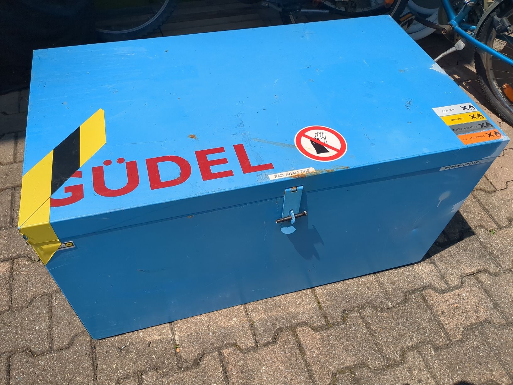 Recipients et similaires: Blaue Metall/Blech Werkzeug Box – D'occasion à Reutigen par pe.sp