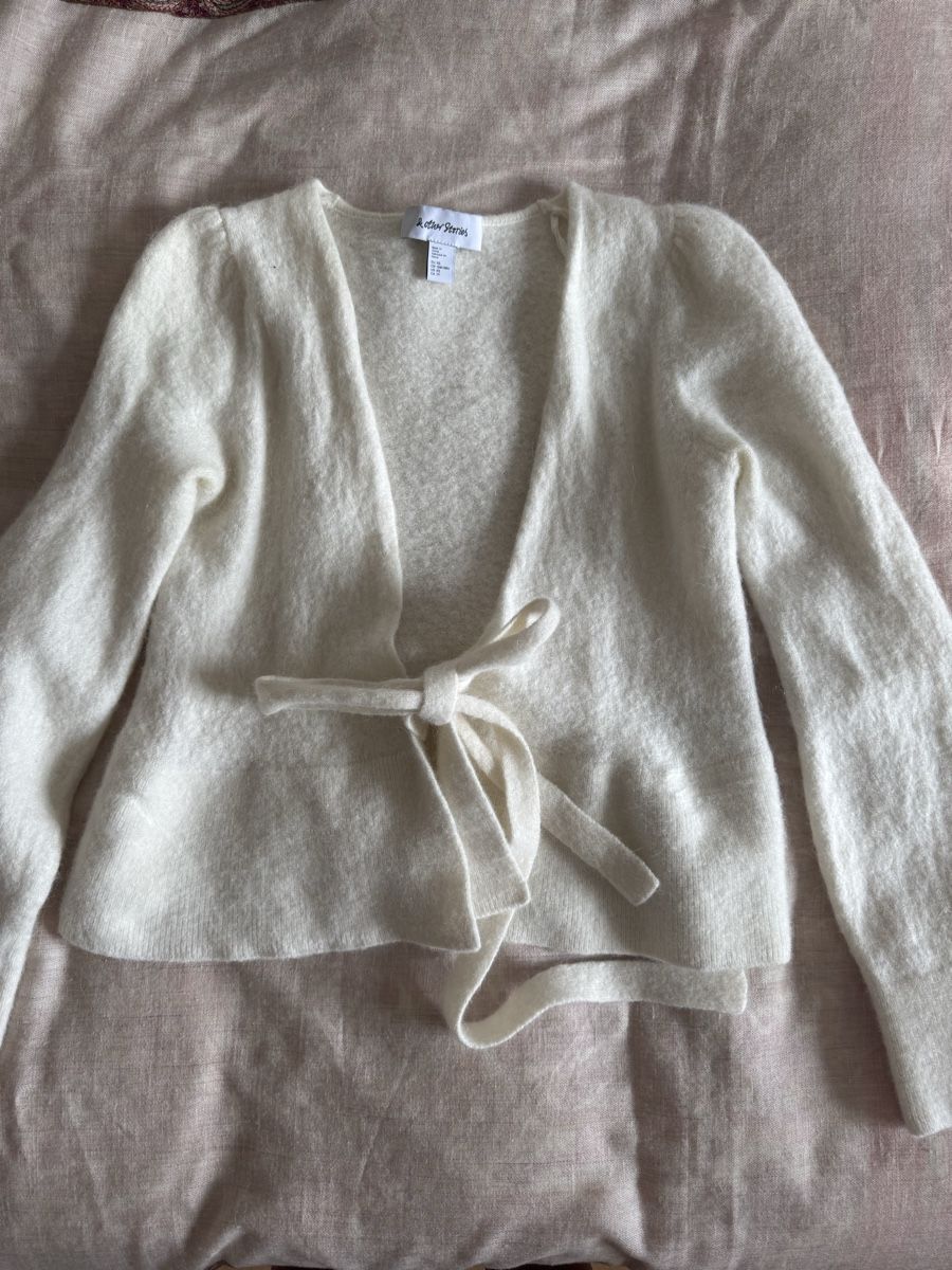 Other Stories Blusen, T-Shirts & Tops: & Other Stories wool wrapping sweater – Defekt aus Aigle von 029_mbn
