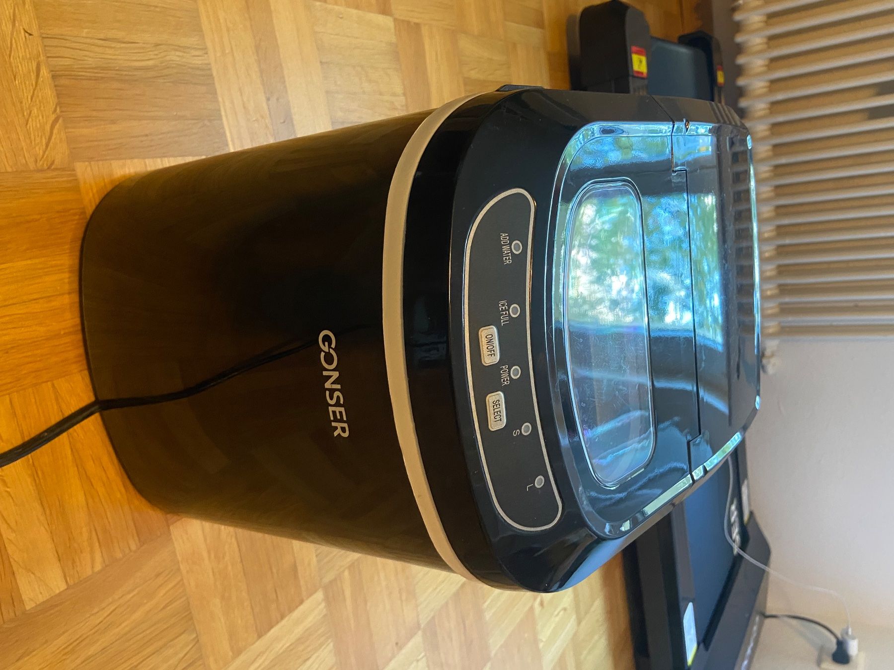 Küchengeräte: Eiswürfelmaschine – Gebraucht aus Winterthur von pau_kt8w 1