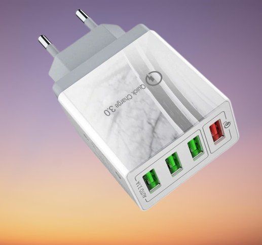Chargements: Chargeur QC 3.0 avec 4 ports USB – Neuf (Voir description) à Yverdon-les-Bains par rogi80