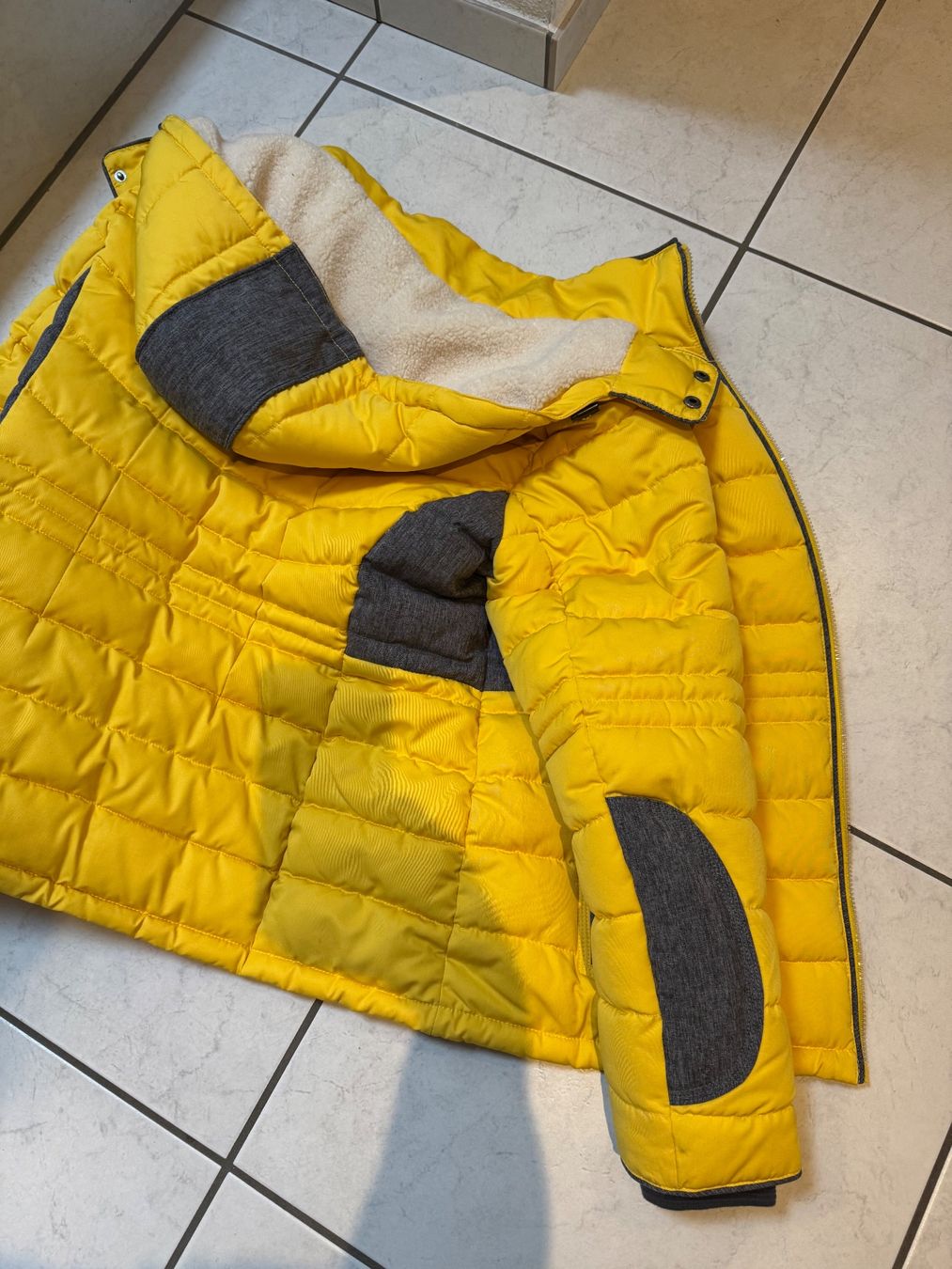 Cecil Giacche: Cecile Jacke Gr.42 gelb – Usato da Balsthal venduto da she_2l28 1