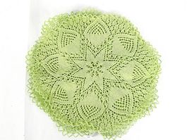 HANDARBEIT Kunstgestricktes Tischdeckeli grün