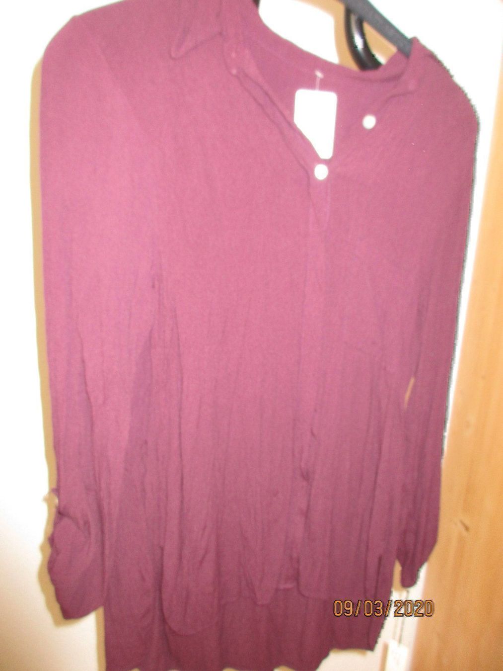 Blusen: wunderschöne längere Bluse Bordeux S – Neu (gemäss Beschreibung) aus Ottenbach von Claurin