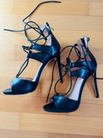 Highheels schwarz mit Schnürung