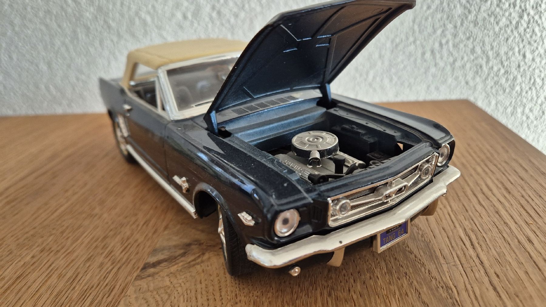 Kit di modellismo & Modellini statici: Ford Mustang 1964   1/18 – Usato da Egerkingen venduto da grimmialp 1