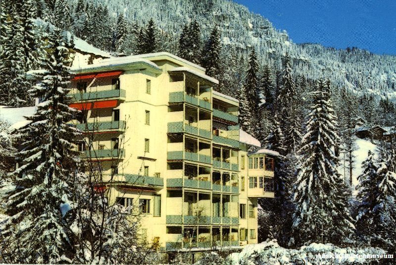 Cartoline postali: Beatenberg - Kurhaus Schönegg + 1972 – Usato da Emmenbrücke venduto da teestube
