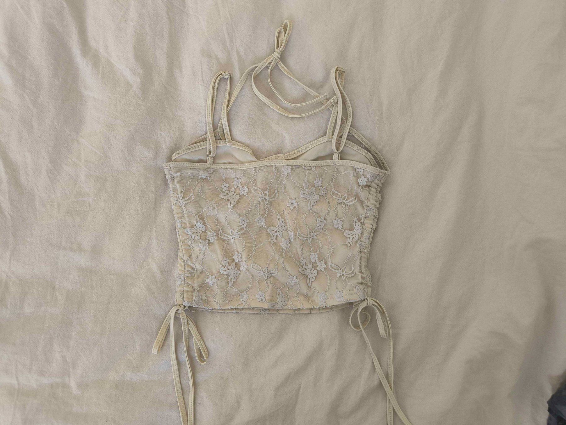 Top: 4 Cami-Tops und Crop-Tops – Usato da Baden venduto da bie_mj2p 2