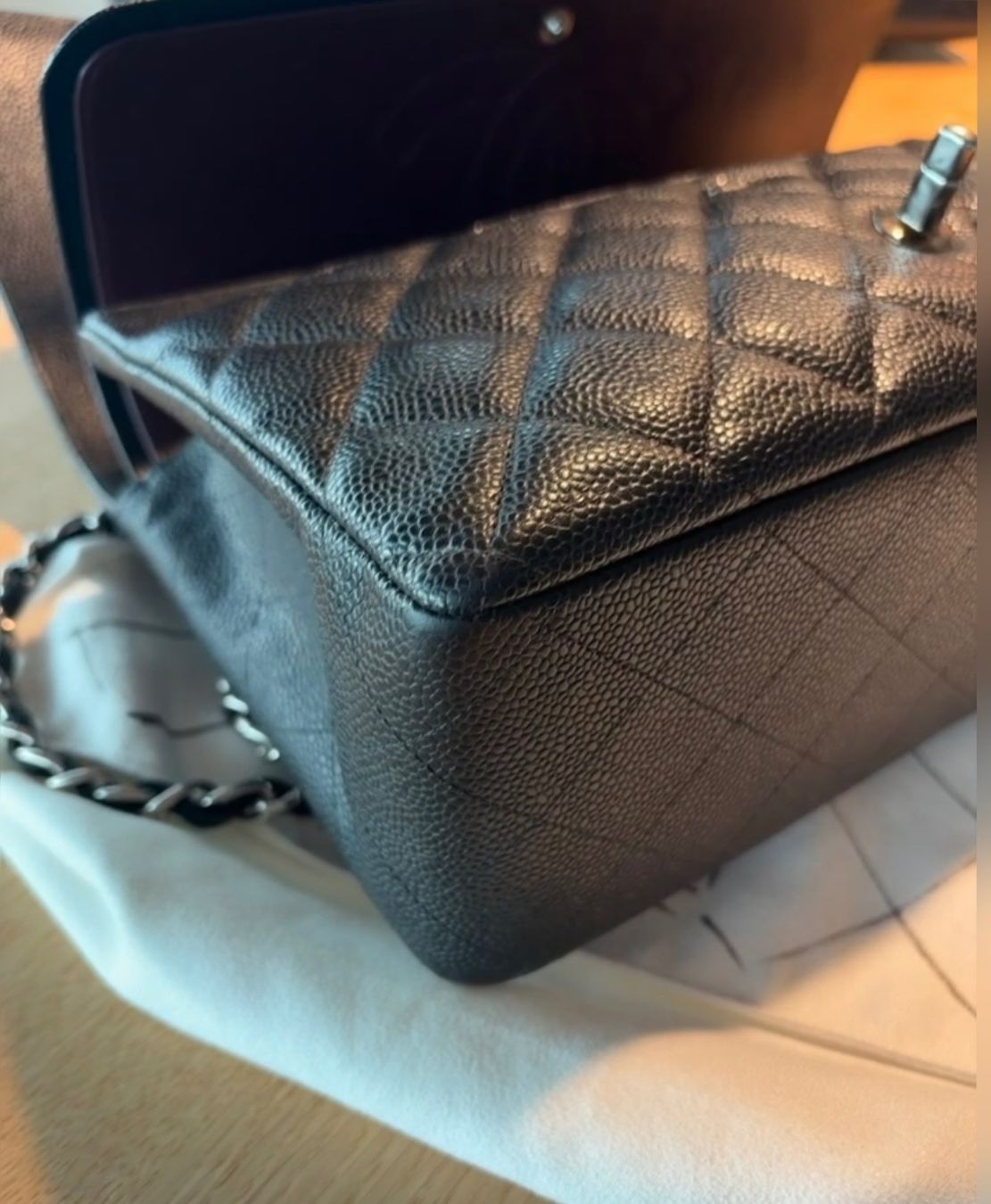 Chanel Borse da donna: Chanel Double Flap mit Entrupy Certificate of Authenticity – Usato da Herrliberg venduto da RelovedByS 7