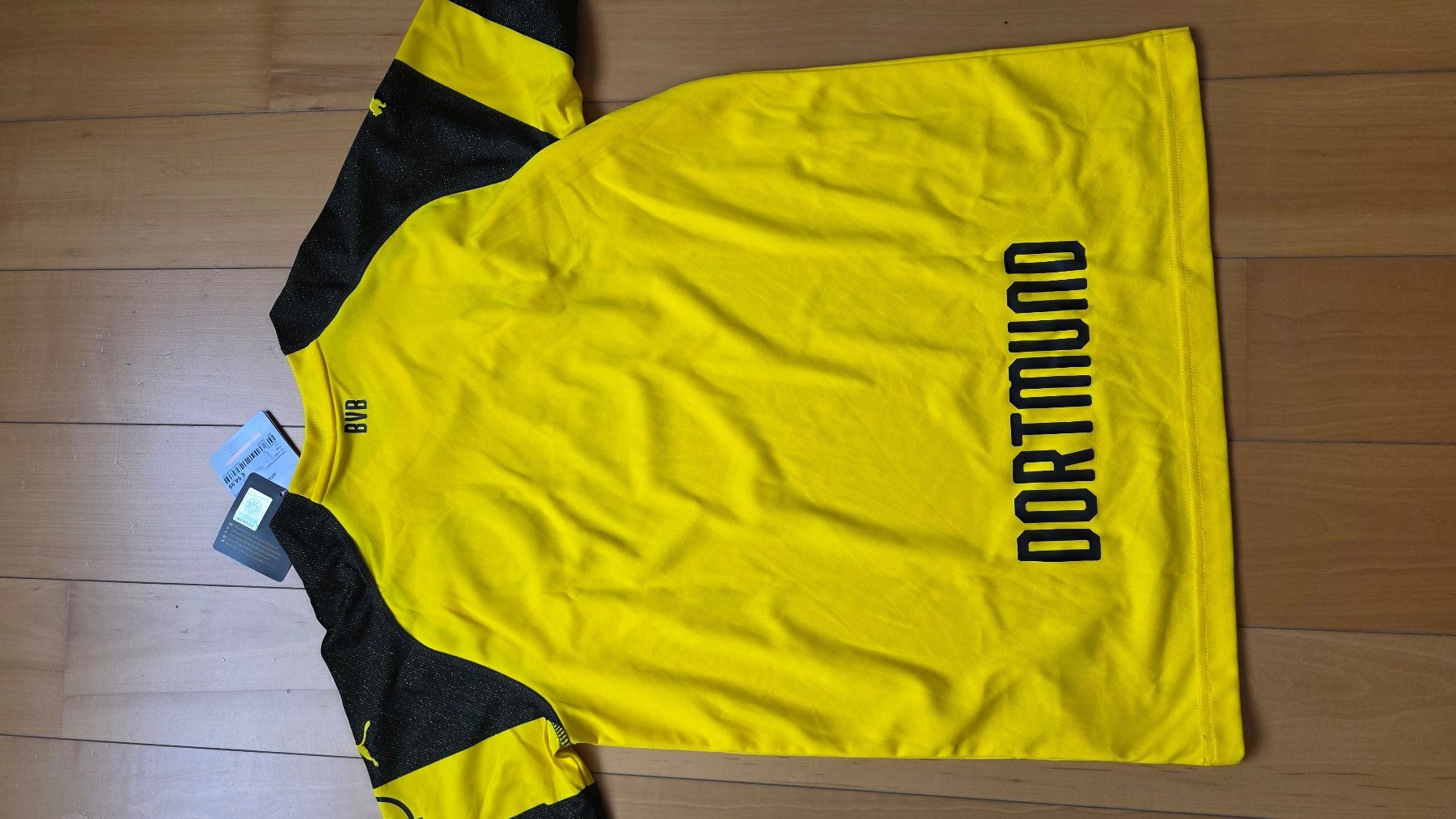 Puma Scarpe, pantaloni & magliette da ginnastica: Trikot/Shorts BVB Gr. 176 – Usato da Niederlenz venduto da mischa43 1