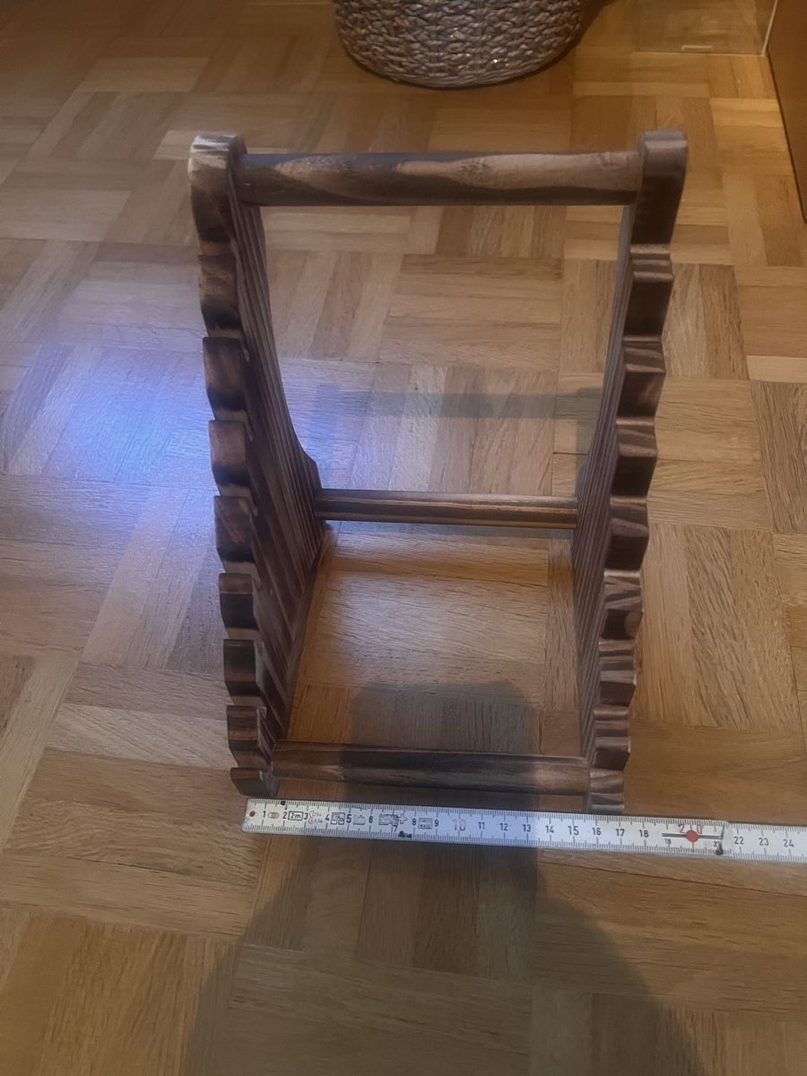 Coltelli: Range-couteaux en bois décoratif, style rustique. – Usato da Grandson venduto da RioDeltaLima
