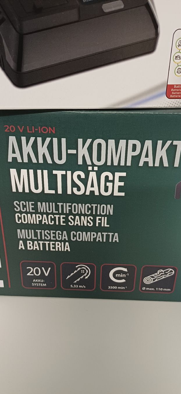 Ferrex Tutti gli attrezzi: Kettensäge mit Ladegerät und 2 Akkus Aldi Ferrex – Nuovo e nell'imballaggio originale da Grosswangen venduto da Geschenkberatung 1