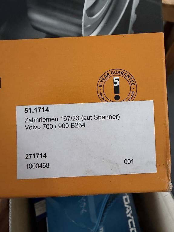 Libri: Volvo 700/ 900 – Nuovo e nell'imballaggio originale da Ballwil venduto da ram_r5nv 1