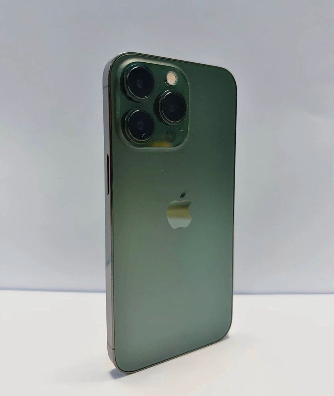 Apple Telefoni cellulari / Smartphones: iPhone 13 Pro (128GB) Akku 95% – Usato da Luzern venduto da Waince786 1