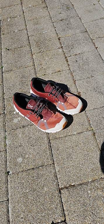 Scarpe da uomo: On Schuhe in Grösse 44.5 – Usato da Stettlen venduto da bruennen66 2