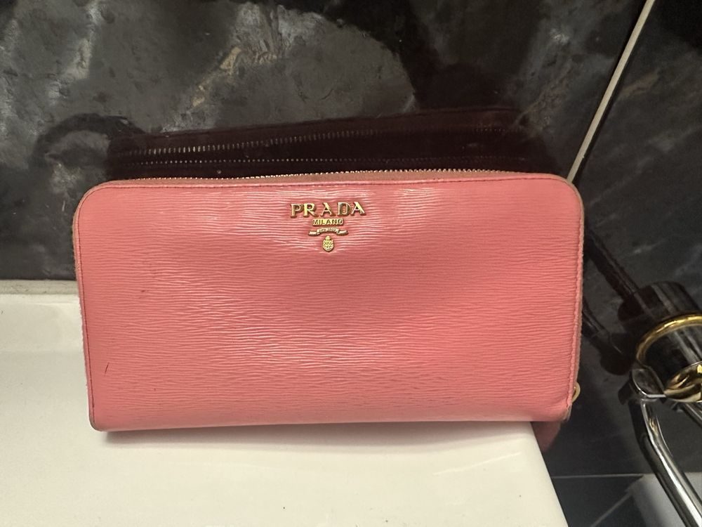 Prada Portamonete: Prada Portemonnaie Saffiano Rosarot – Usato da Jona venduto da Dincercestan 4
