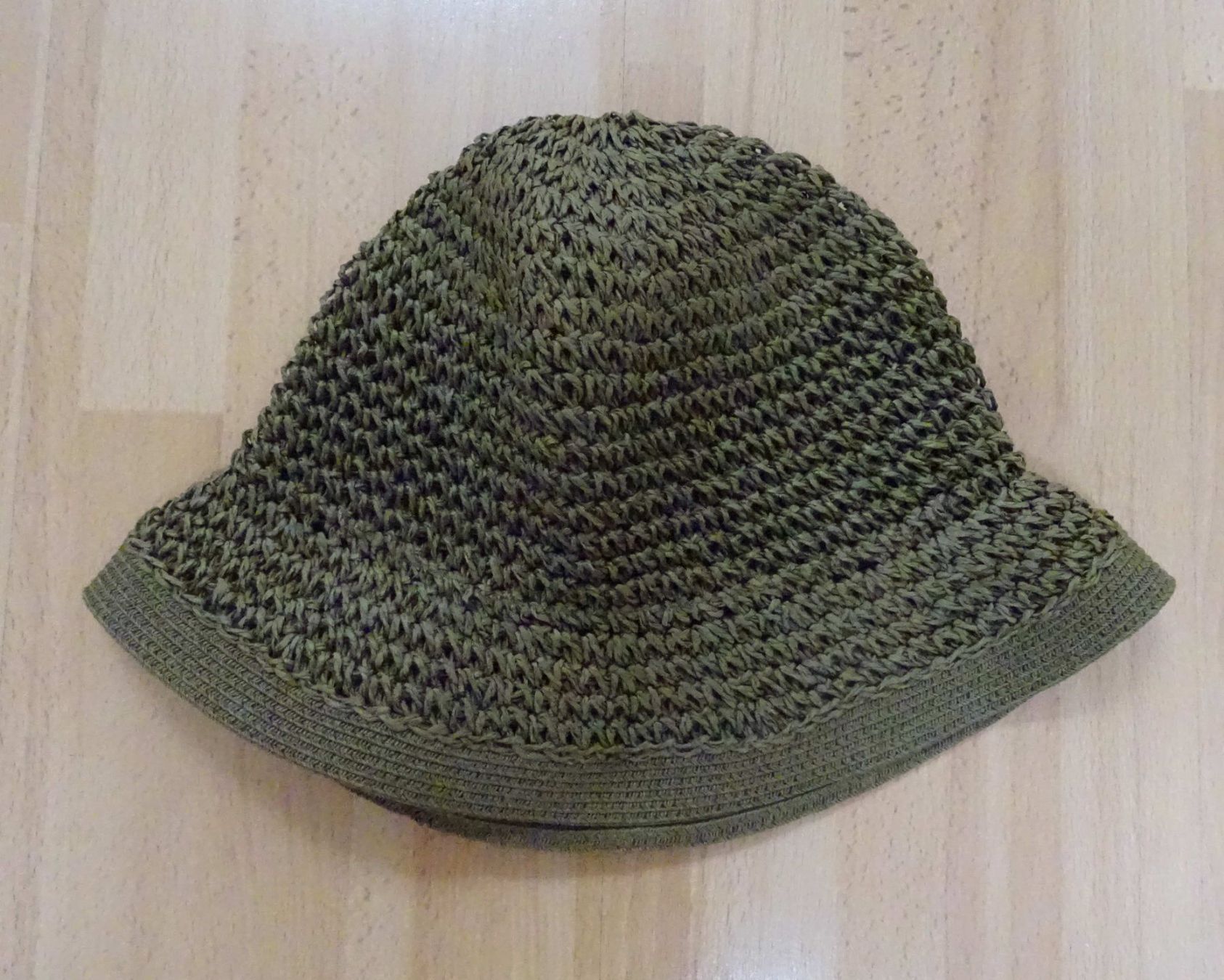 Copricapi, berretti & cappellini: Maddison - ungetragener Sonnenhut - khaki – Usato da Zofingen venduto da Justizia_01 1