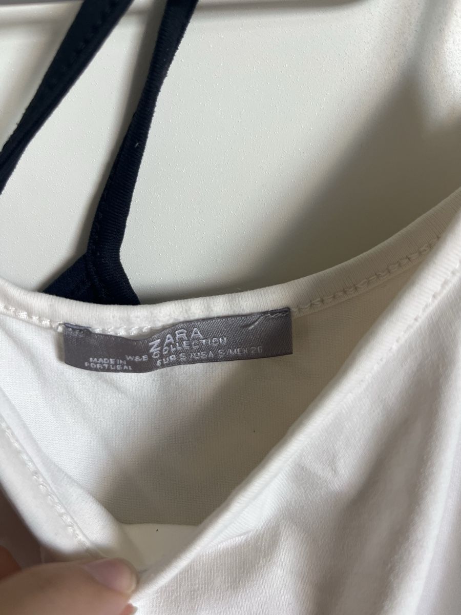 Zara Tops: Duo basique top Zara – D'occasion à Neuchâtel par Ariane_vn00 1