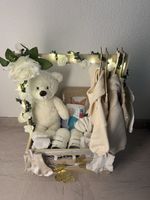 Geschenk zur Geburt Babyregal