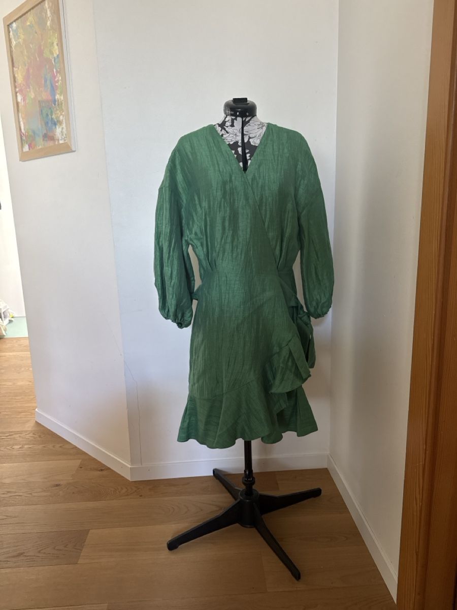 Vestiti: Maje robe élégante en lin – Nuovo (secondo la descrizione) da Corcelles NE venduto da str_d96m 2