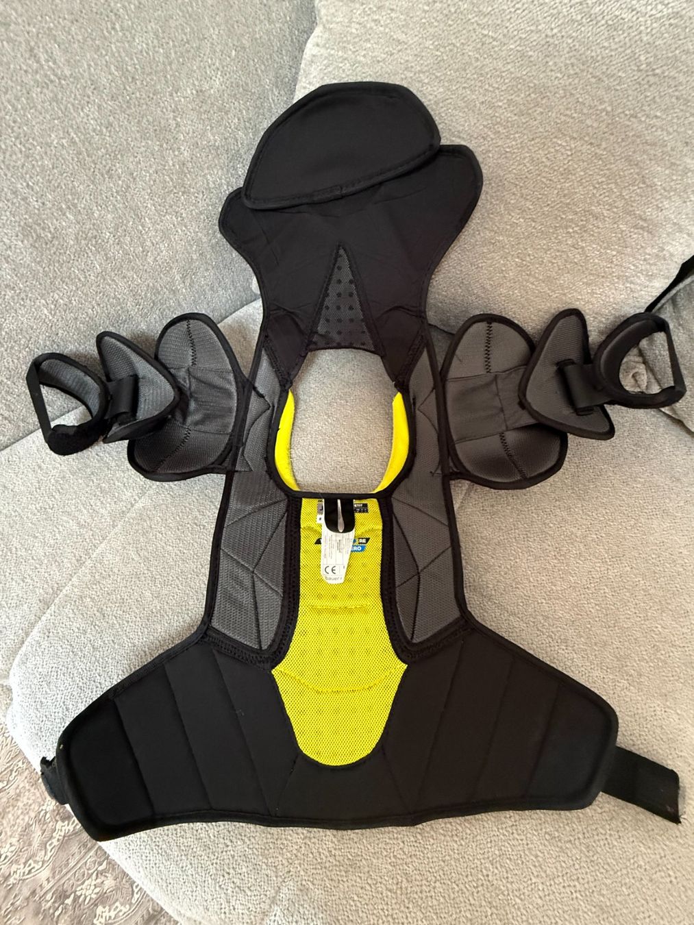 Bauer Schutz & Schoner: Schulterschutz Bauer Supreme MACH Junior S – Gebraucht aus Uetikon am See von Goldberg2 4