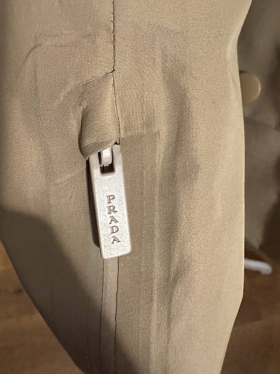 Giacche: Regenjacke Prada – Usato da Adligenswil venduto da TST04 3