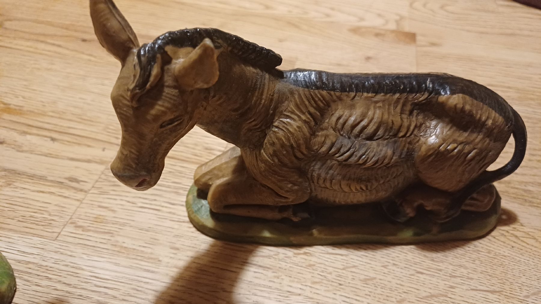 Statuette: 1 Kuh und 1 Esel gross Krippenfiguren – Usato da Flawil venduto da Naphtali 1
