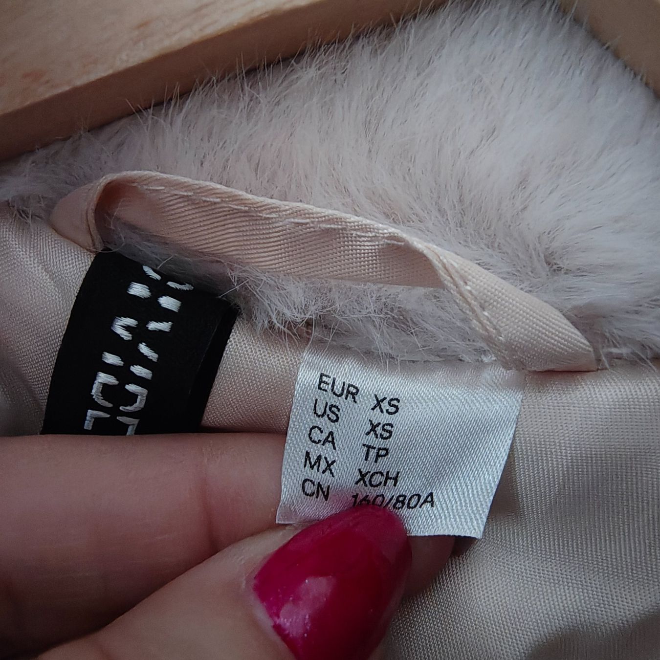 H&M Giacche: Kunstfelljacke – Nuovo e nell'imballaggio originale da Winterthur venduto da Smile_4ever 2
