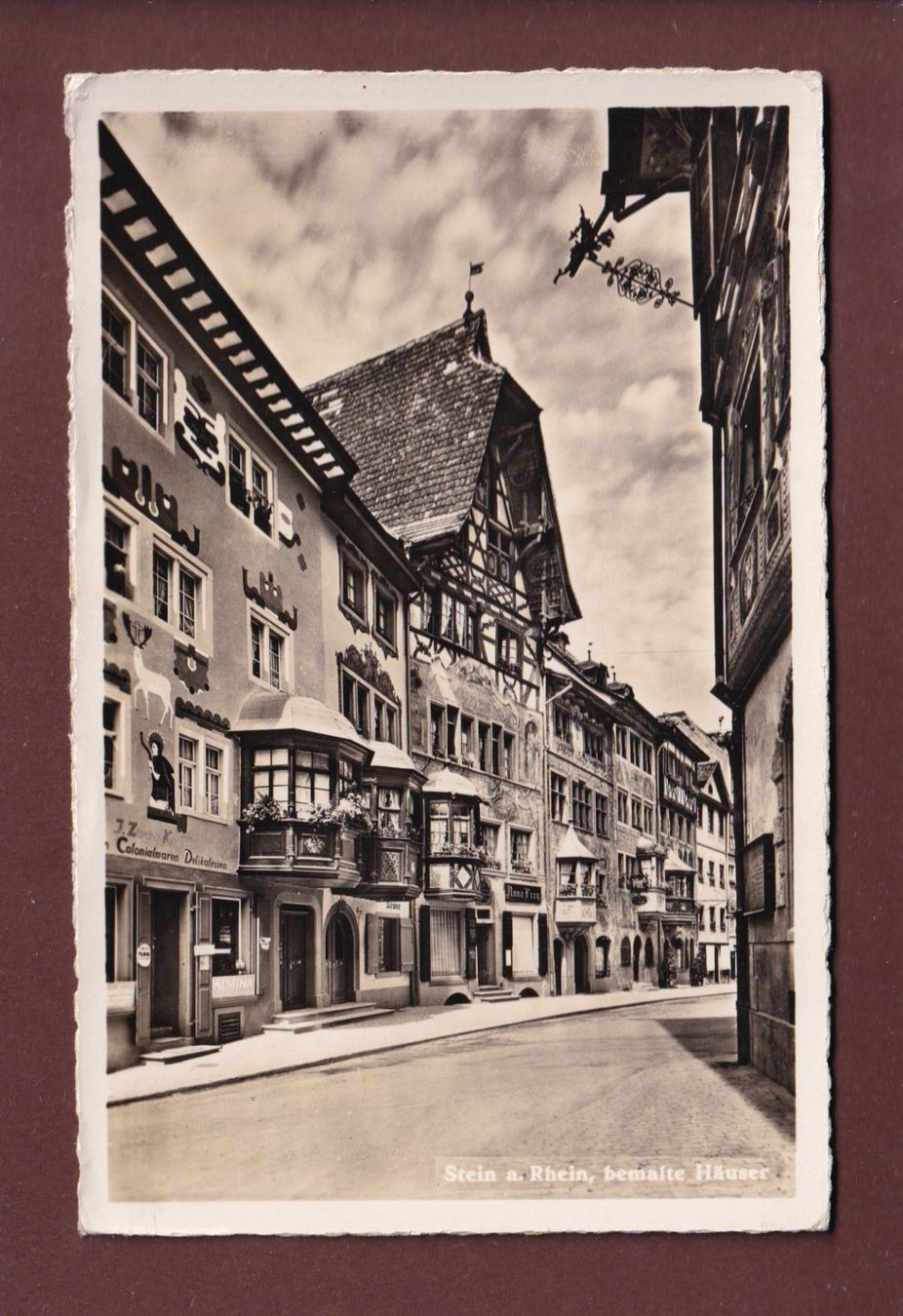 Cartoline postali: STEIN AM RHEIN - Bemalte Häuser - 1941 – Usato da Pully venduto da nicecards