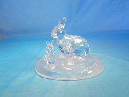 Glasskulptur, Hase und Junge