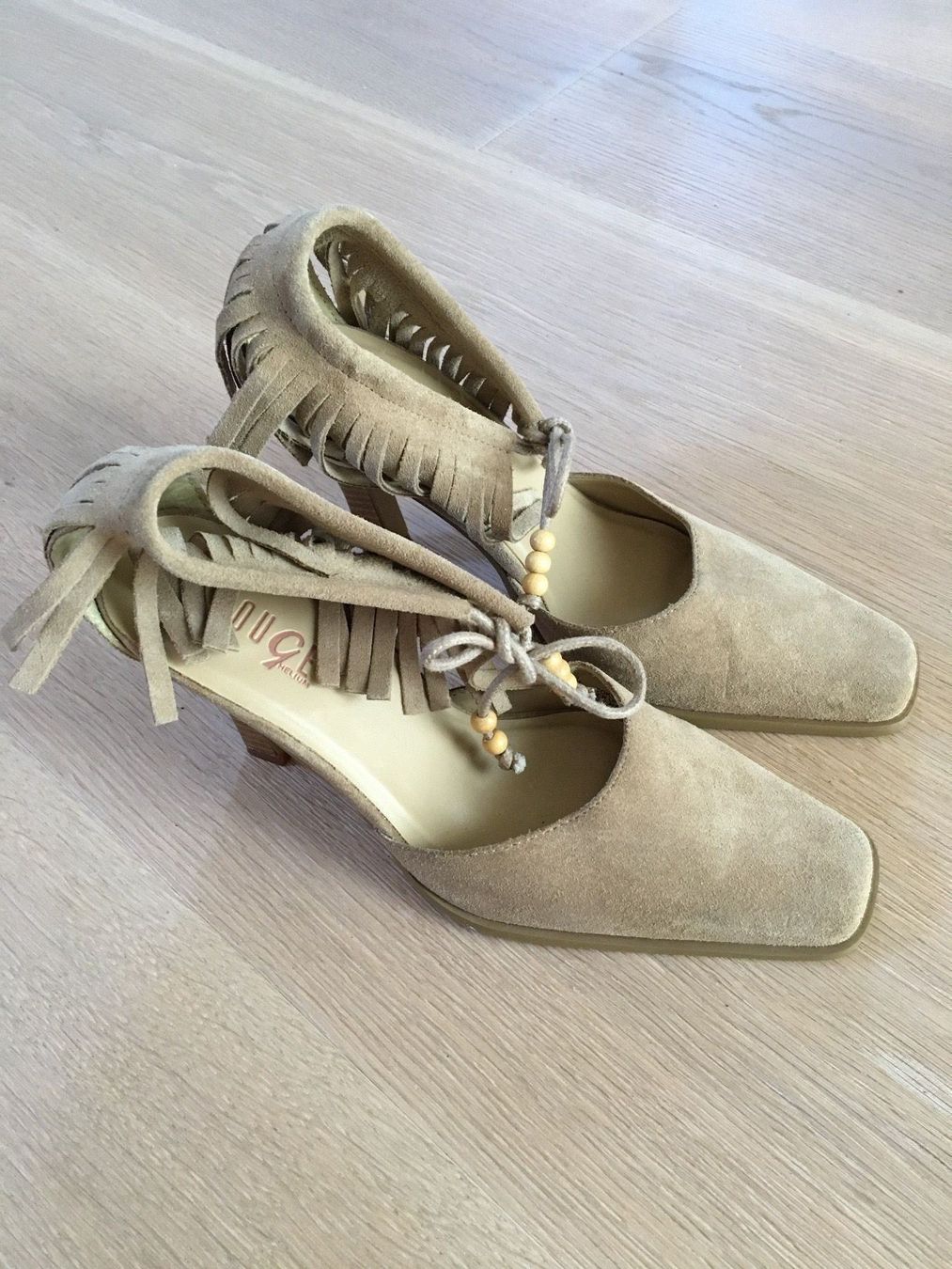 Scarpe da donna: Neue beige Wildlederpumps Grösse 36 – Nuovo (secondo la descrizione) da Winkel venduto da Flyhy2020 1