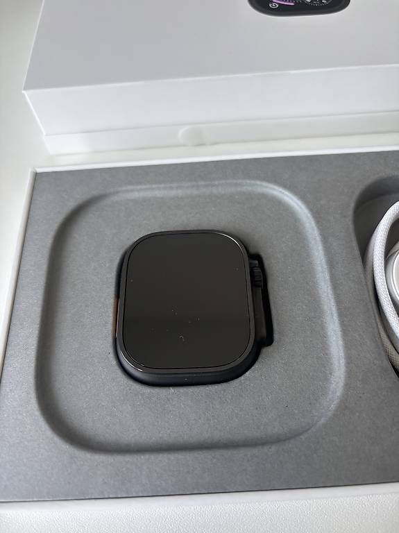 Smartwatch: Apple Watch Ultra 3 – Usato da Lyss venduto da ale_sr8z 3