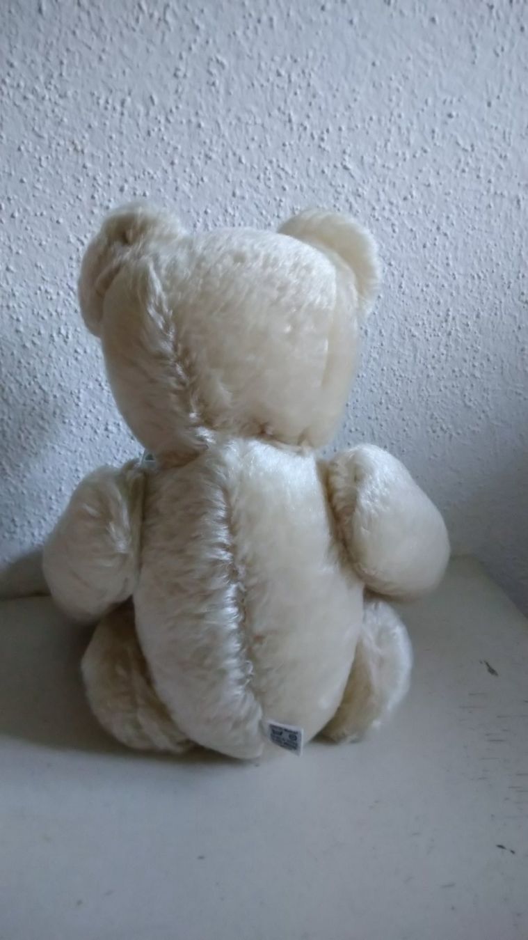Bea Spielzeuge: Teddybär aus 100% Mohair – Gebraucht aus Richterswil von C011 1