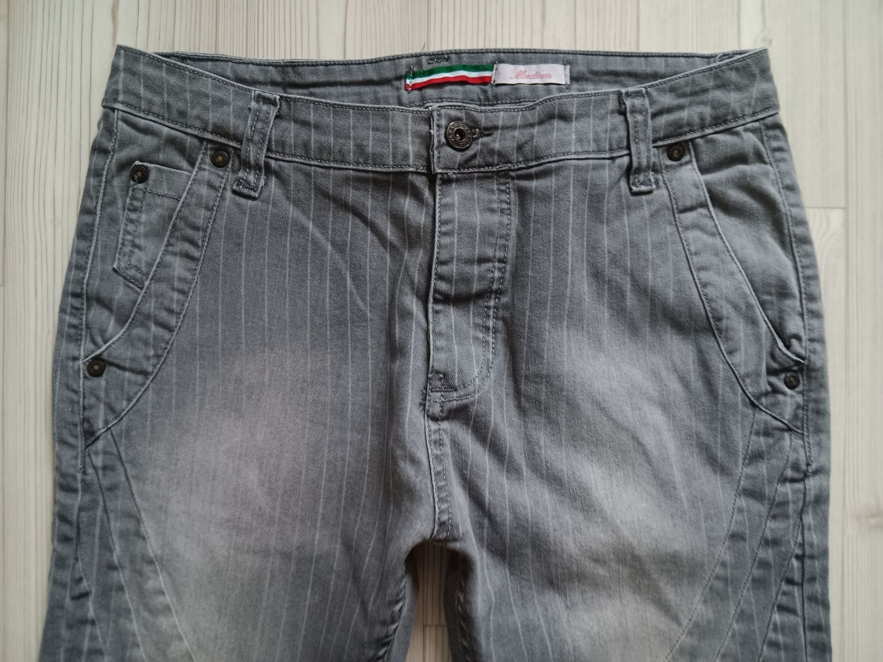 Please Jeans Jeans: PLEASE P18 Jeans taille / Grosse M – Usato da Cossonay-ville venduto da Super-Price-Quality 1