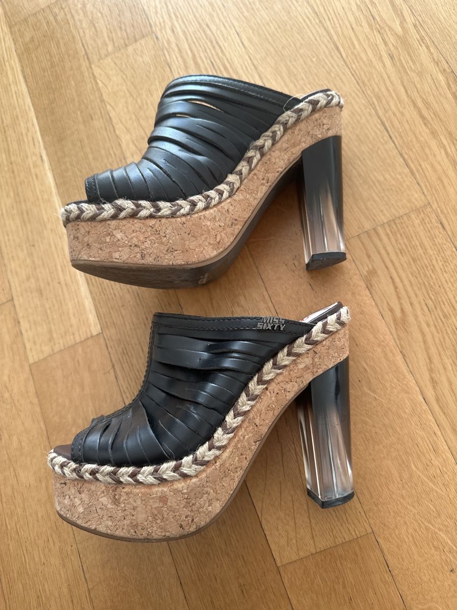 Miss Sixty Scarpe da donna: Miss Sixty Sandalen, Kork Plateau – Usato da Neuenegg venduto da kar_smg9 2